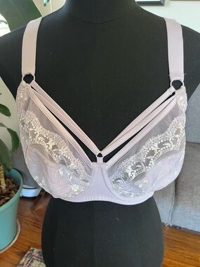NWT Understance Tasha Flexwire Strappy Plunge Bra size 30I
